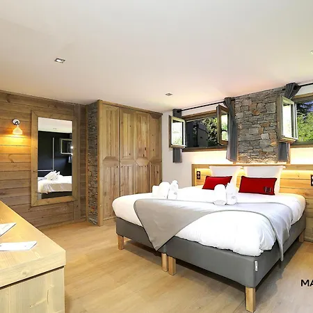 Charmant Demi-chalet Renove, 3 Chambres, Cheminee, Parking, Pres Des Pistes Et Aquamotion A - Fr-1-664-28 * Courchevel